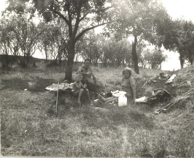 Csatornapeca Nagyapával az 1970-es évek elején