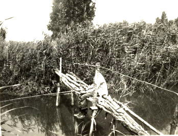 Varga Nagyapa horgászik 70 es